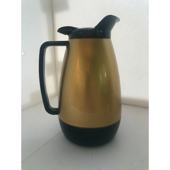 Mid Century Modern West Bend Thermo Serv Cup/ Mug & Carafe Set (gold/black) - Picture 8 of 10